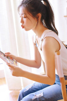 美女跳舞韩国女团视频